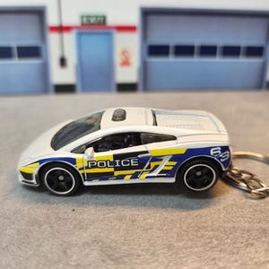 Lamborghini Gallardo Keychain, Custom Lamborghini Gallardo Police Car  Keychain, Custom Lamborghini Keychain, Premium Keychain