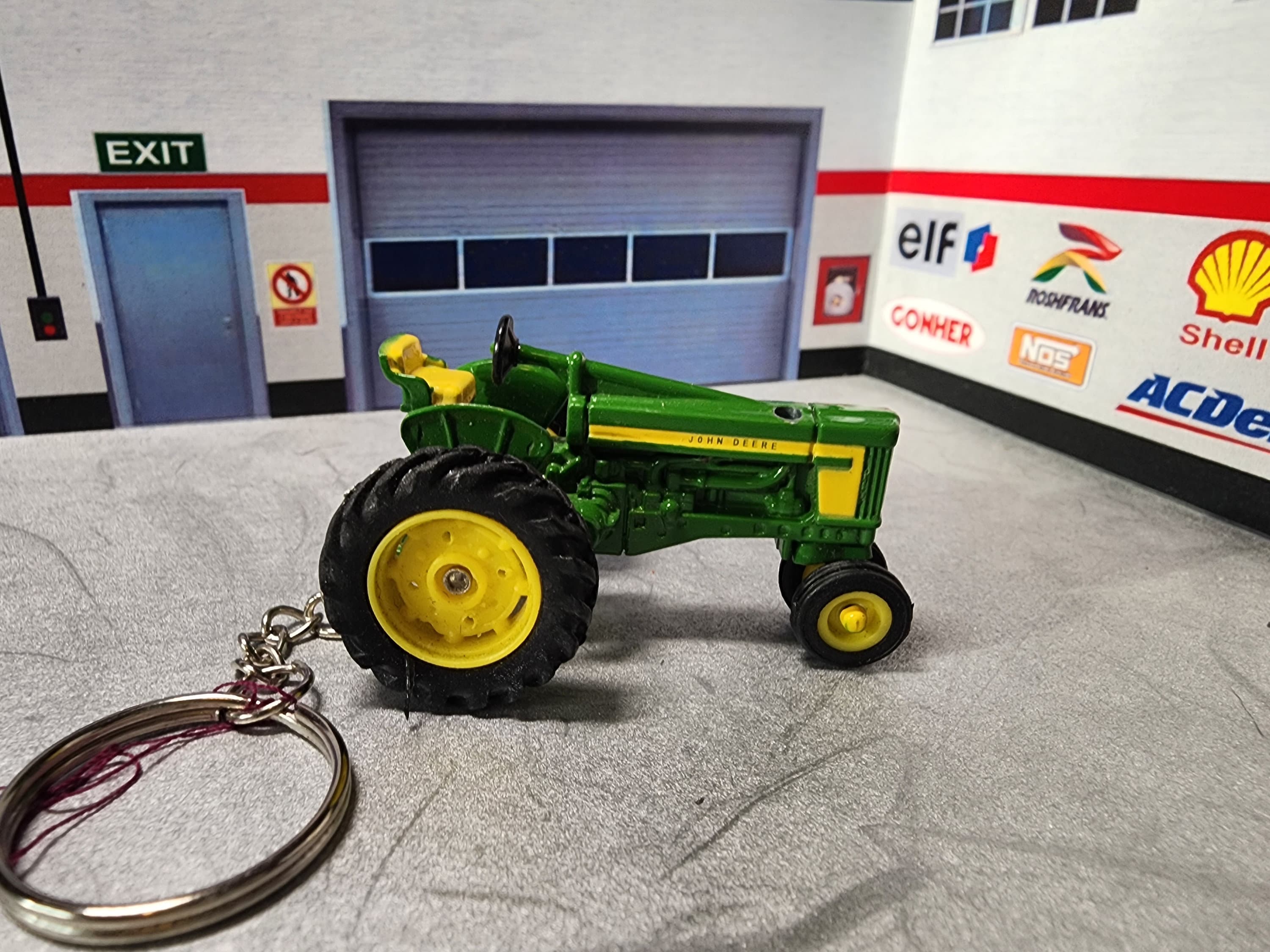 John deere tractor keychain deals