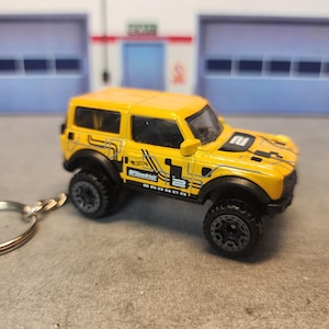 Ford Bronco Keychain, 2021 Ford Bronco Keychain, Bronco Keychain, Premium Keychain