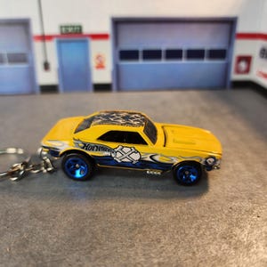 1967 Chevy Camaro SS Keychain, Custom Diecast Camaro Keychain, 1:64 Scale Camaro, Classic Chevy Camaro Keychain, Groomsmen Gift Car Lovers