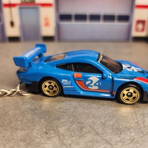 Porsche 935 Challenge Keychain | Diecast Metal & Plastic Car Keychain | Custom Porsche Keychain Gift for Car Enthusiasts Collectors