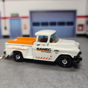 GMC Stepside Pickup Keychain, 1957 GMC Pickup Keychain Custom GMC Step Side Keychain