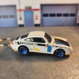 Porsche Carrera Schlüsselanhänger, 1996 Porsche 911 Carrera Custom Schlüsselanhänger, Maßstab 1:64 Diecast Stahl Zubehör, Einzigartiges Porsche Geschenk Kostenloser US Versand