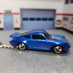 Porsche 911 Turbo Keychain – Custom 2007 Porsche 911 Keyring, Unique Turbo Car Gift for Enthusiasts, Luxury Porsche Accessory