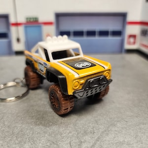 Ford Bronco Keychain, 1972 Ford Bronco Keychain, Bronco Keychain