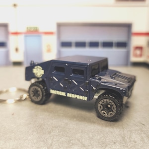 Hummer H1 Keychain, Hummer Keychain, Hummer Gifts, Humvee Keychain
