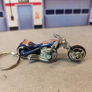 Chopper Motorcycle Keychain, Custom Chopper Keychain, 1:87th Scale Motorcycle Keychain, Classic Bike