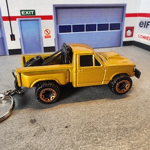 Ford F-150 Keychain. 1985 Ford F150 Step Side Keychain, Ford  Keychain