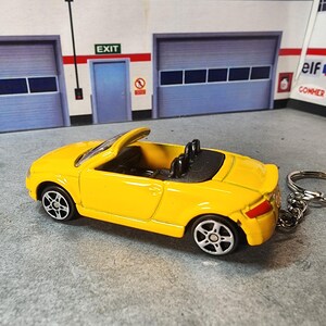 Audi TT Roadster Keychain, 2019 Diecast 1:64 Scale Keyring, Rare Car Collectible, Perfect Audi Gift for Car Enthusiasts, Premium Keychain