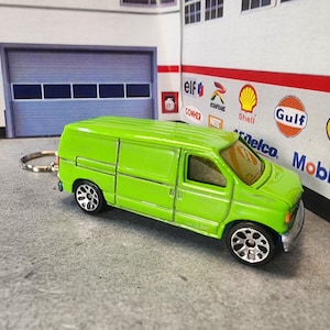 1986 Ford Econoline Keychain, Econoline Keychain, Custom Ford Keychain, Ford Van Keychain, Premium Keychain