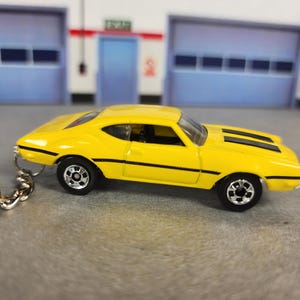 Oldsmobile 442 Keychain, Olds 442 Keychain, 442 Keychain, Olds Keychain, Premium Keychain