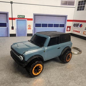Ford Bronco Keychain, 2021 Ford Bronco Keychain, Bronco Keychain. Premium Keychain