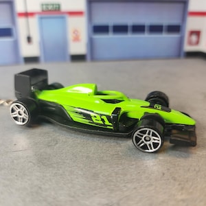 Formula 1 Keychain, Pro Formula 1 Car Keychain, Racing Keychain, Indy Car Kechain