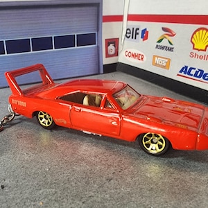 Llavero Dodge Daytona Charger 1969: clásico MOPAR fundido a presión