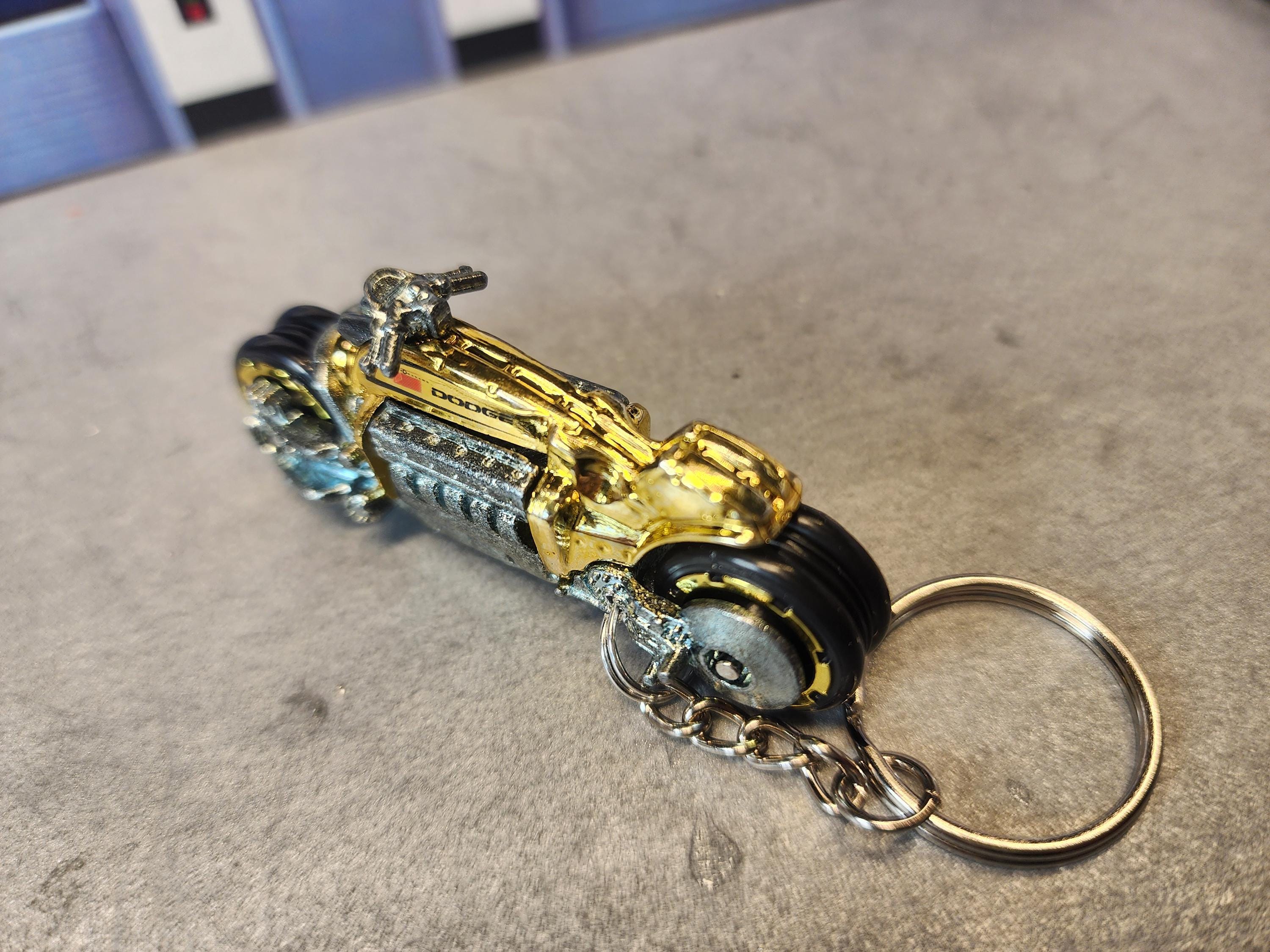 V10 Tomahawk Motorcycle Keychain, Custom V10 Keychain, 1:87th Scale ...