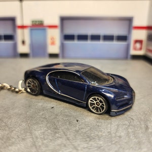 Bugatti Chiron Keychain, DieCast Bugatti Veyron Keychain, Custom Bugatti Keychain, Premium Keychain