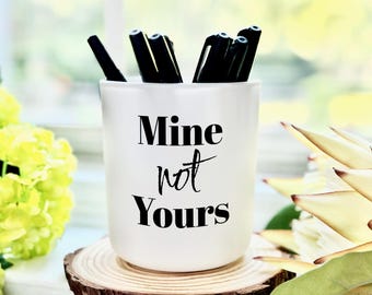 Sarcastic Pen Holder: Funny Office Decor, Gag Gift