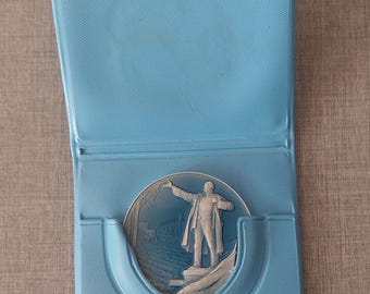 Table medal