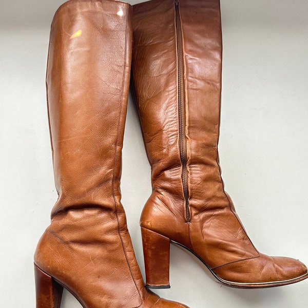 1970's Goloboots Tan Leather Knee High Boots Gold Trim Size 7M 3 Inch Heels