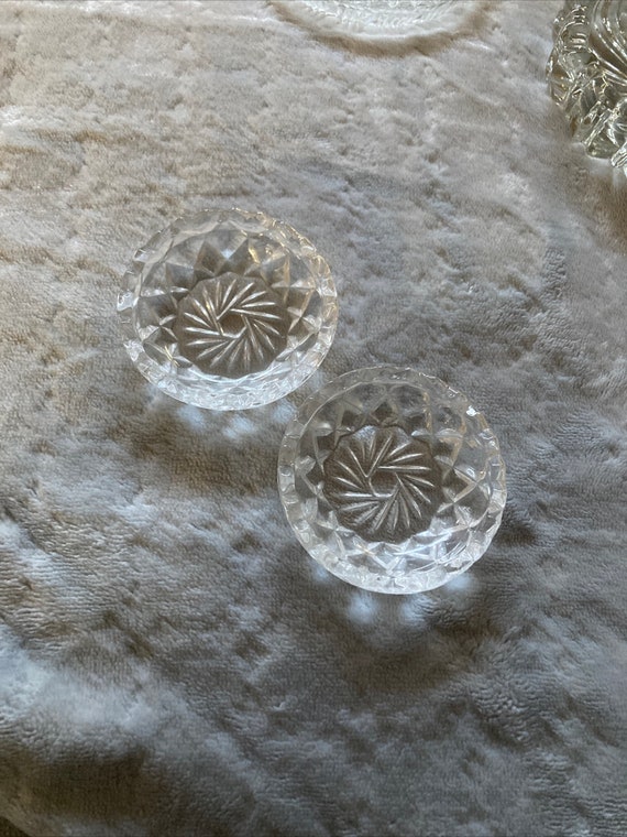 Vintage set of two clear glass trinket dishes - image 4
