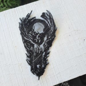 Reflektierender Totenkopf-Aufnäher, gestickter gotischer Totenkopf-Aufnäher mit Flügeln, Dark-Art-Aufnäher für Jacken, Punk-Metal-Bekleidung