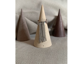Soporte de anillos de hormigón, cono de anillo, organizador de anillos moderno, almacenamiento de joyas minimalista, soporte de joyería, exhibición de joyas, regalo para aniversario