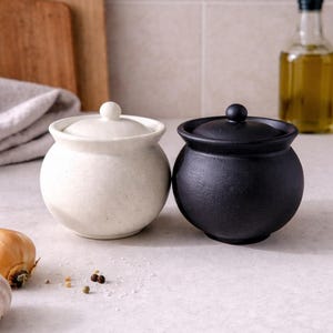 Salt & Pepper Cellars, Pinch Pot, Salt Pig, Spice Bowl, Sugar Container, Peper Jar with Lid, Minimal Scandinavian Kitchen Countertop Decor