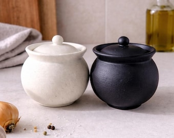 Salt & Pepper Cellars, Pinch Pot, Salt Pig, Spice Bowl, Sugar Container, Peper Jar with Lid, Minimal Scandinavian Kitchen Countertop Decor