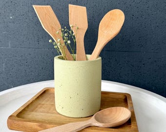 Concrete Rustic Utensil Holder, Colourful Utensil Crock, Medium-size Green Cutlery Holder, Cottage Style Kitchen Utensil Jar, Christmas Gift