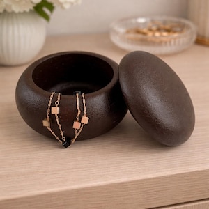 Joyero pequeño con tapa / Tarro minimalista para guardar joyas / Contenedor moderno para guardar anillos / Portavelas