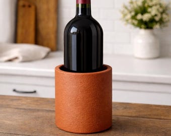 Minimalist Concrete Wine Holder – Modern Bottle Stand, Rustic Table Decor, Dinner Table Styling Piece, Host Gift