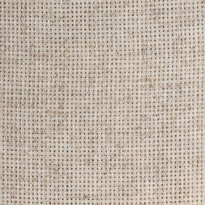 K&ouml;nnte beinhalten: Nahaufnahme eines beigefarbenen Gewebes mit einer feinen, gleichm&auml;&szlig;igen Webart. Der Stoff hat eine leicht raue Textur und ein nat&uuml;rliches, rustikales Aussehen.