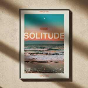 Póster digital "Busca la soledad" / Arte de pared imprimible "Atardecer en la playa" / Decoración del hogar con tipografía oceánica