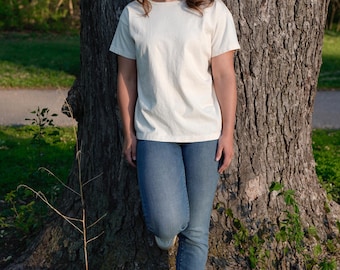 Women’s Organic Cotton Scoop Neck T-Shirt