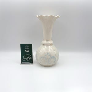 Belleek Parian Porcelain Vase: Rossmore Collection Shell Motif Ireland