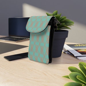 Patterned Small Cell Phone Wallet