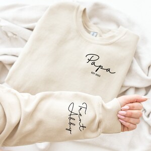 Personalize Papa Sweatshirt with Grandkids Names on Sleeve, Grandpa Sweatshirt, Abuelo Sweatshirt, Fathers Day Gift, New Grandpa Gift