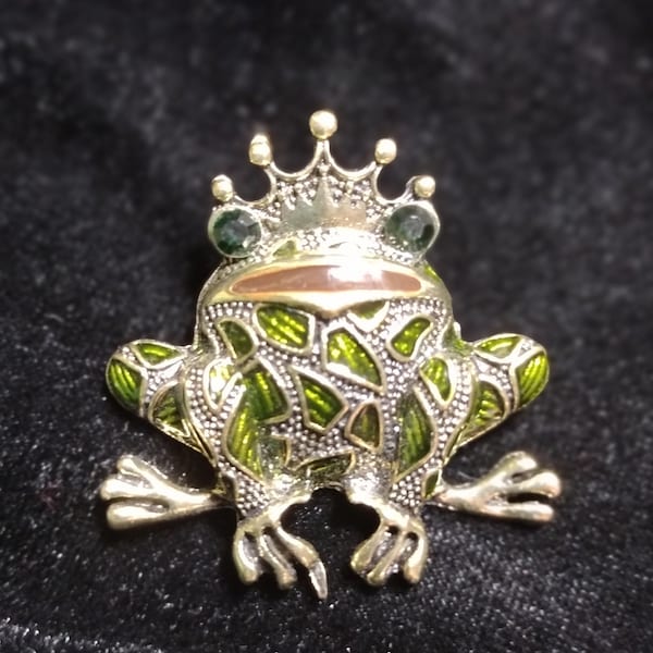 Vintage Frog Wearing Crown Tiara Pin