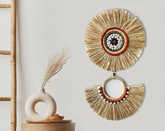 Juego de rafia para colgar en la pared hecho a mano: decoración bohemia con cuentas de madera y conchas