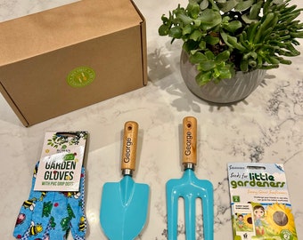 « Mon premier kit de jardinage personnalisé pour enfants » - Fourchette, truelle, gants et graines bleus - Trousse d'outils de jardin - Cadeau idéal pour les enfants