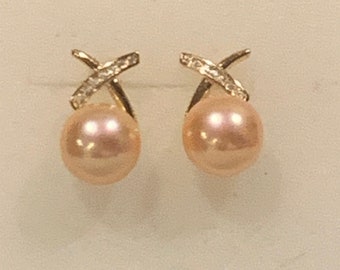 Sterling Silver freshwater Pearl earring studs