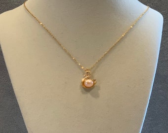 Swan Freshwater Pearl Pendant Necklace