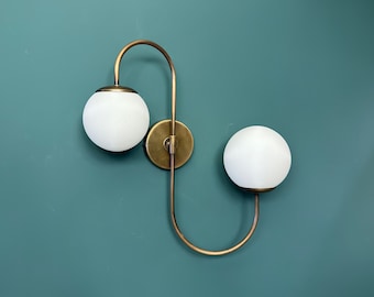 2 Globe Wall Sconce, Modern Wall Sconce, Decorative Wall Sconce, Wall Light, Contemporary Wall Light, Antique Brass Wall Sconce
