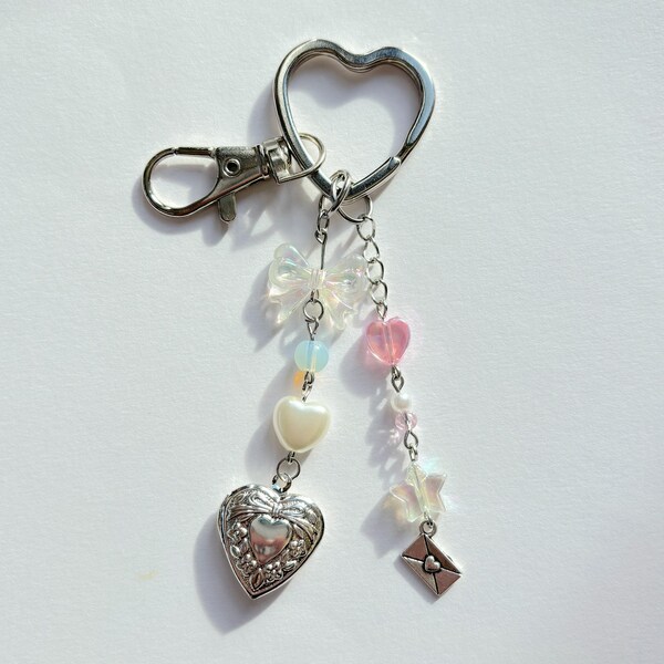 Handmade Pink Iridescent Beaded Bow Love Heart Locket Pendant Dangle Keychain Keyring Bag Car Accessory Perfect Gift Idea