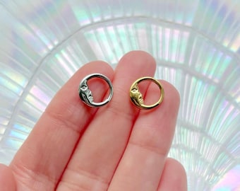 Moon Septum Clicker: Stainless Steel Nose Ring (16G, 8mm)