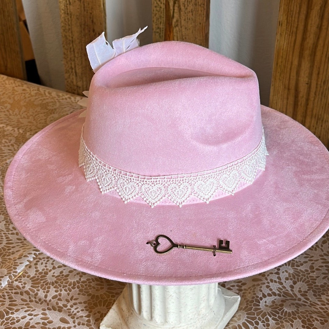 Short Brim Felt Winter Hat - Dusty Pink main image 0
