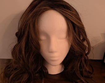 Woman's wig