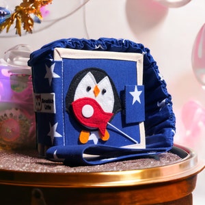 Cadeau 1 jaar baby - Eerste montessoriboek voor peuter - Stil boek voor op reis - Eerste peuterboek - Koetsspeelgoedvilt - Sovushka Little