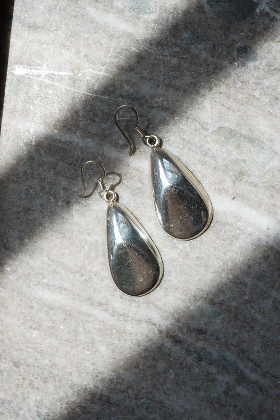Sterling Silver Wavy Teardrop Earrings | 925 Taxco Jewelry