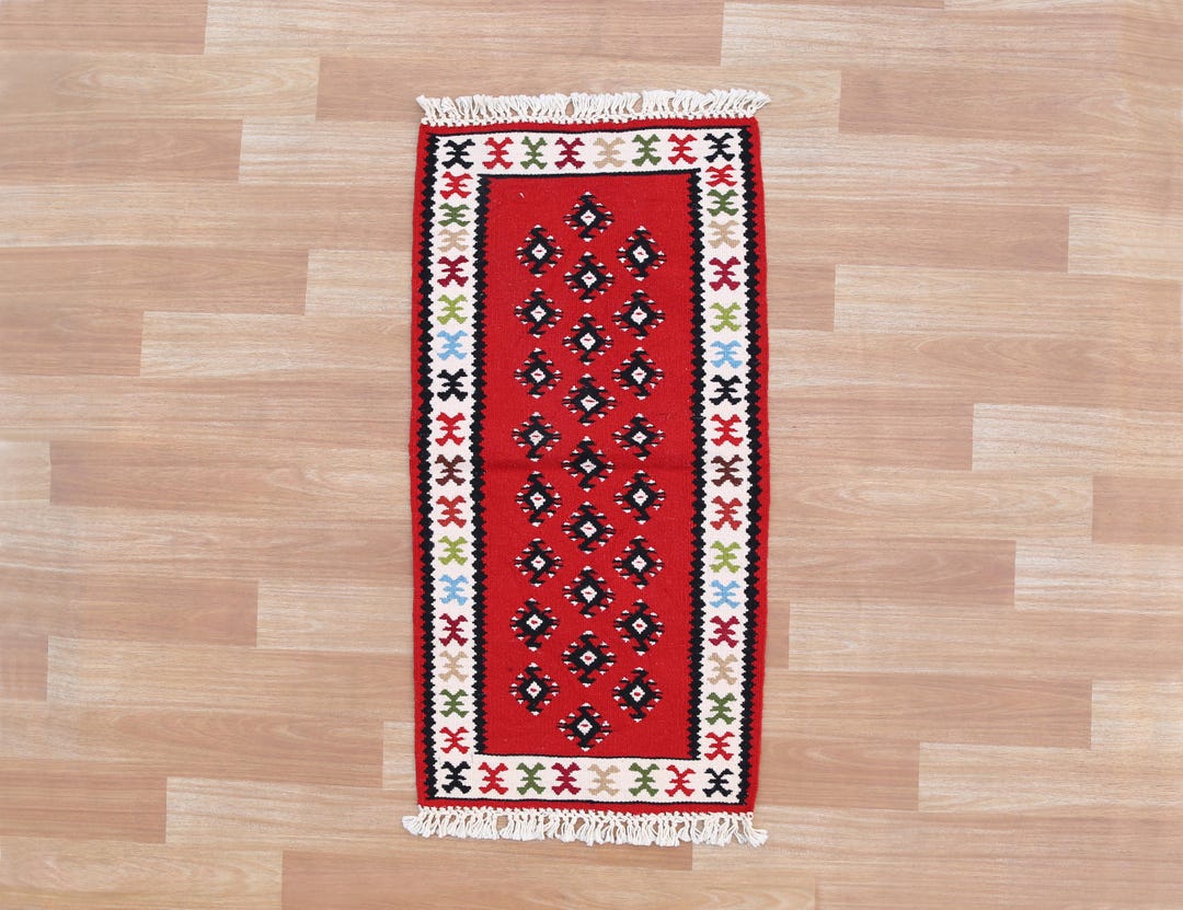 Vintage Balkan Kilim Rug – Handwoven Red Geometric Accent (81 × 42 Cm ...